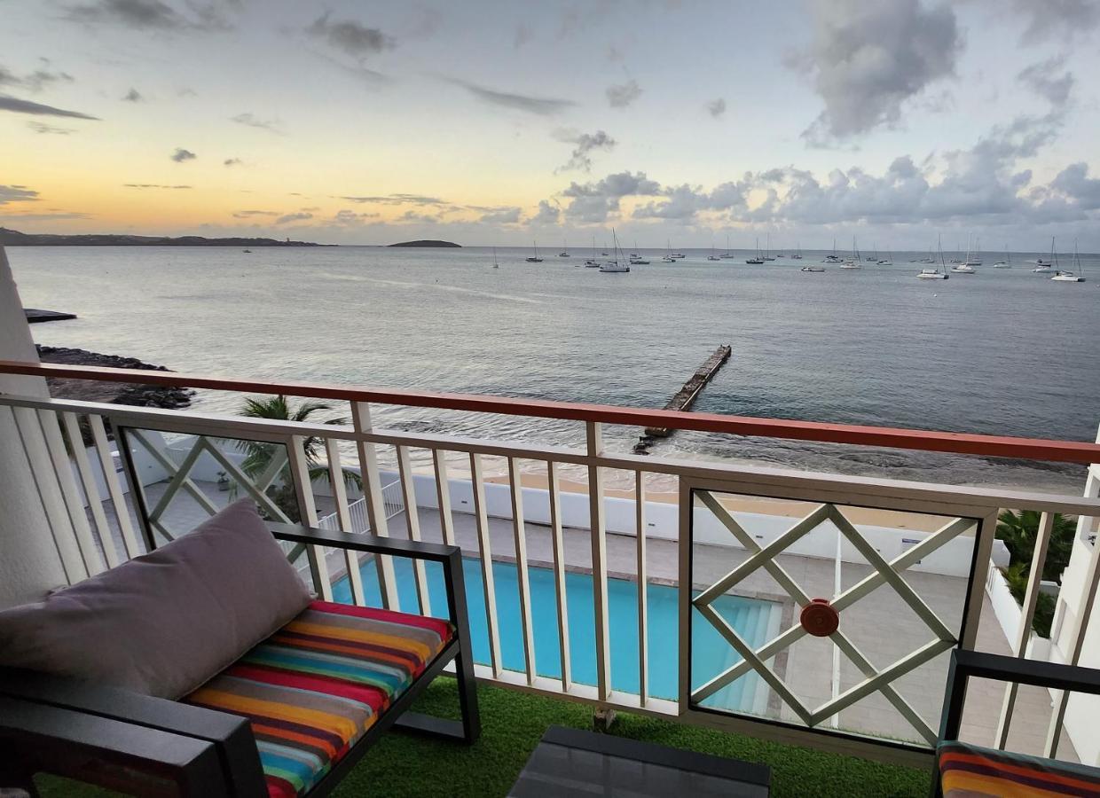 Beau Duplex Vue Mer Avec Piscine Et Acces Plage Marigot  Eksteriør bilde